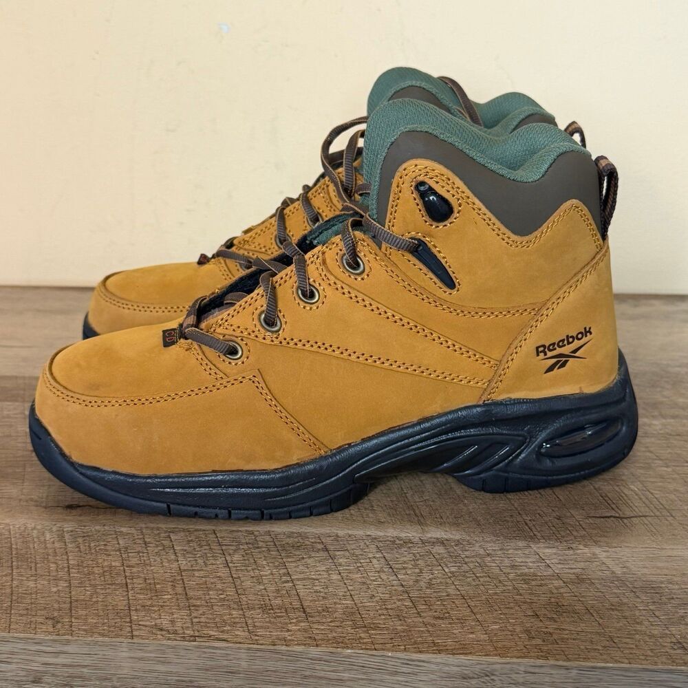 NEW Reebok TYAK RB437 Mens athletic work boot size 8 composite toe TAN